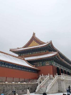 兰落成漪